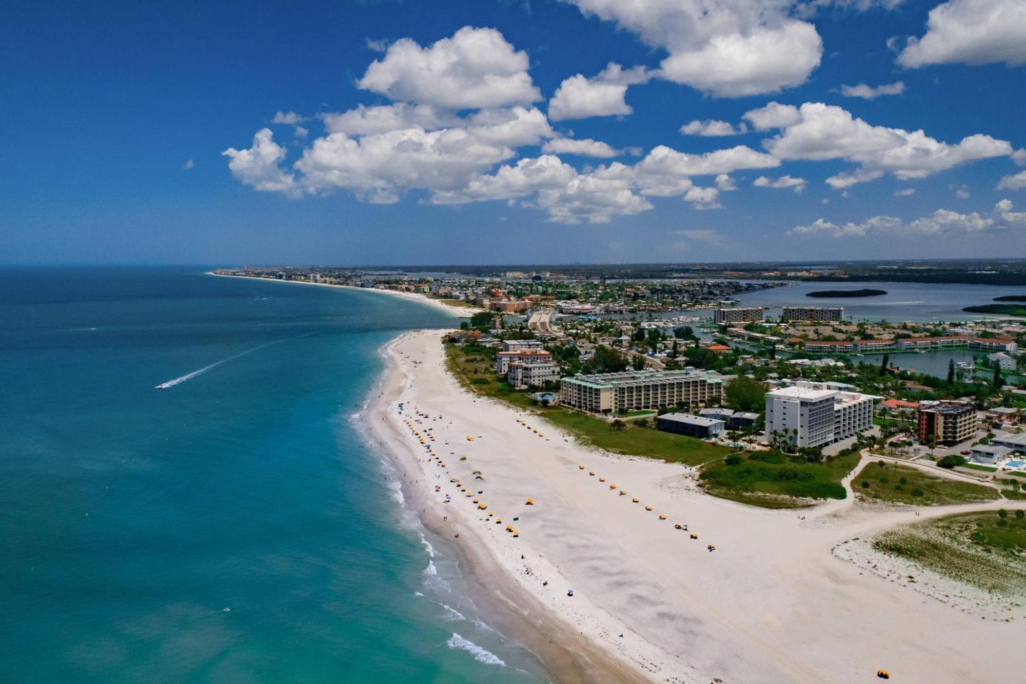 Residence Inn By Marriott St. Petersburg Treasure Island St. Pete Beach Bagian luar foto